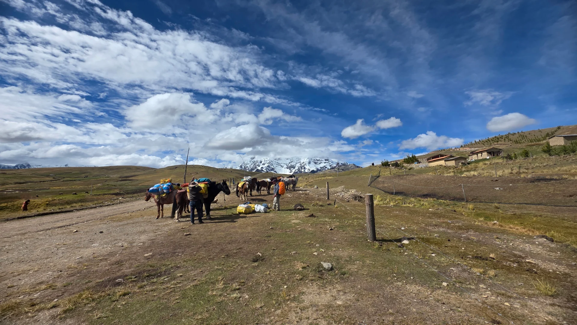 Ausangate Trek 5 Days - trail and mountain landscape, Cusco, Peru