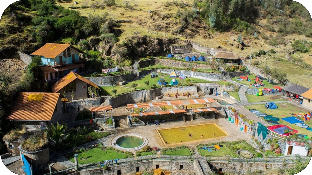 What makes the Lares trek so special