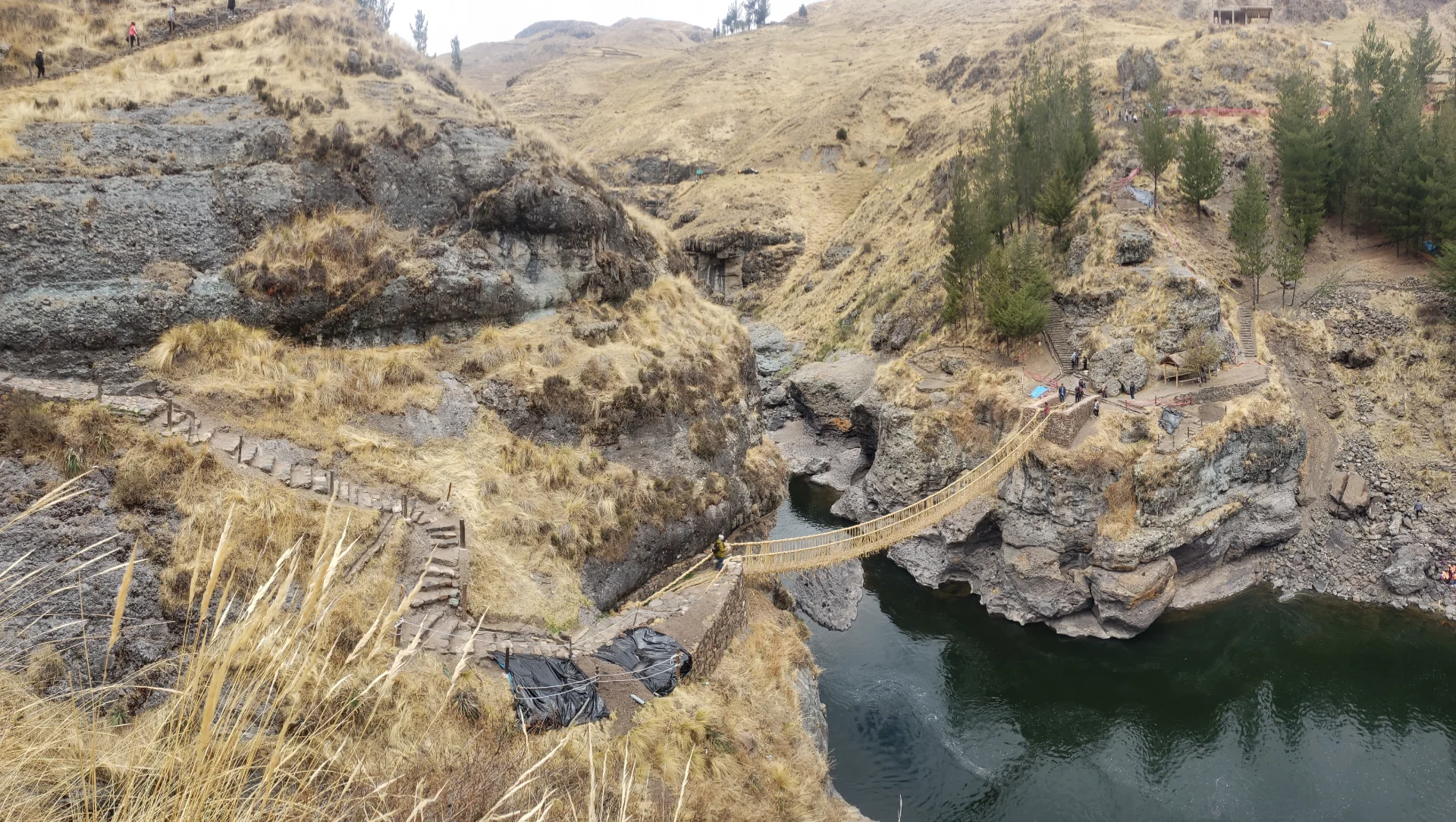 Q’eswachaka Inca Bridge Full Day Tour from Cusco - mountain views