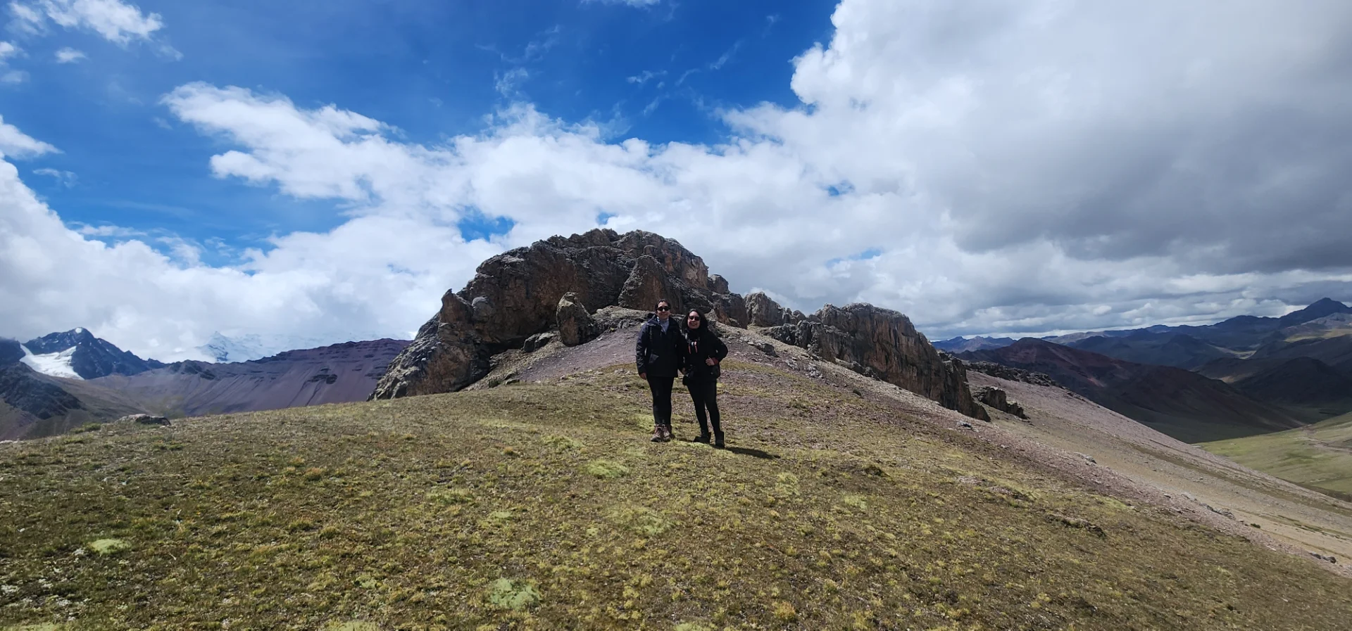 Ausangate and Rainbow Mountain 4 Days - scenic viewpoint on the tour, Cusco, Peru