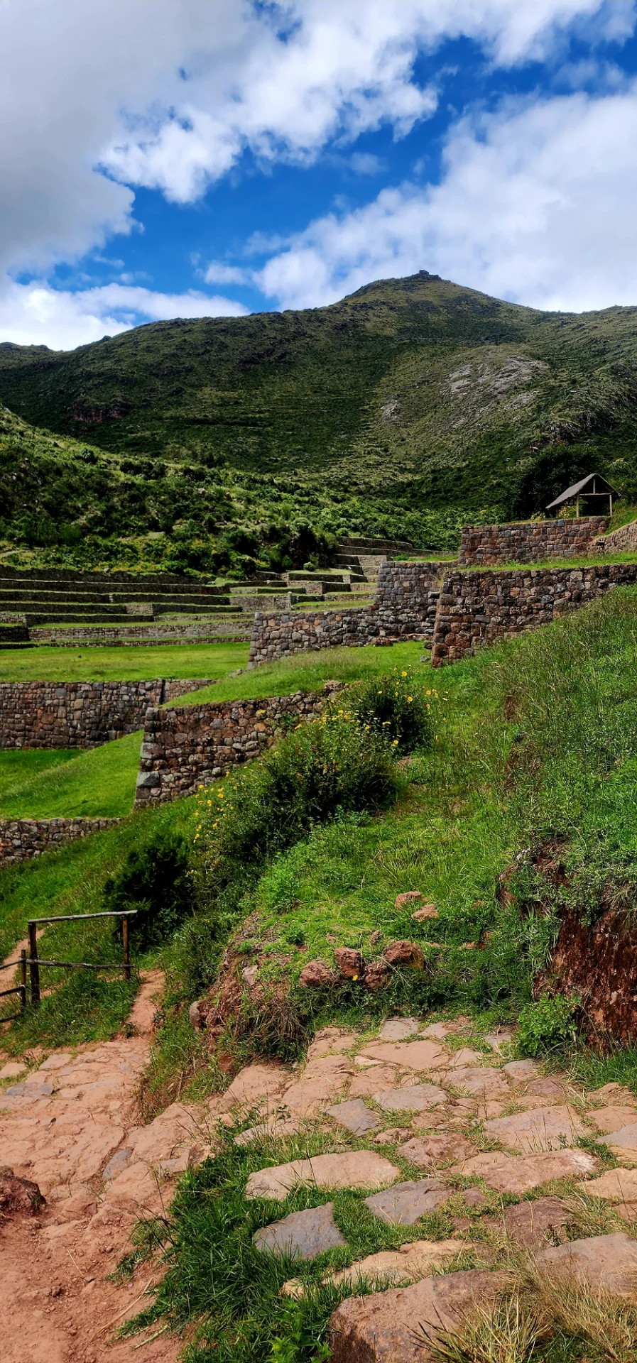 Valle Sur de Cusco · Tipón, Pikillacta y Andahuaylillas · mirador escénico del tour