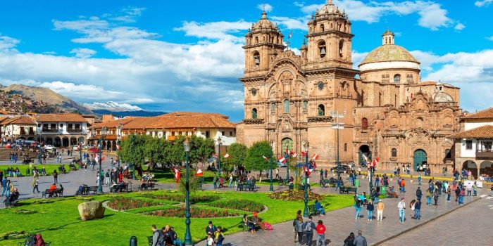 plaza-armas-cusco